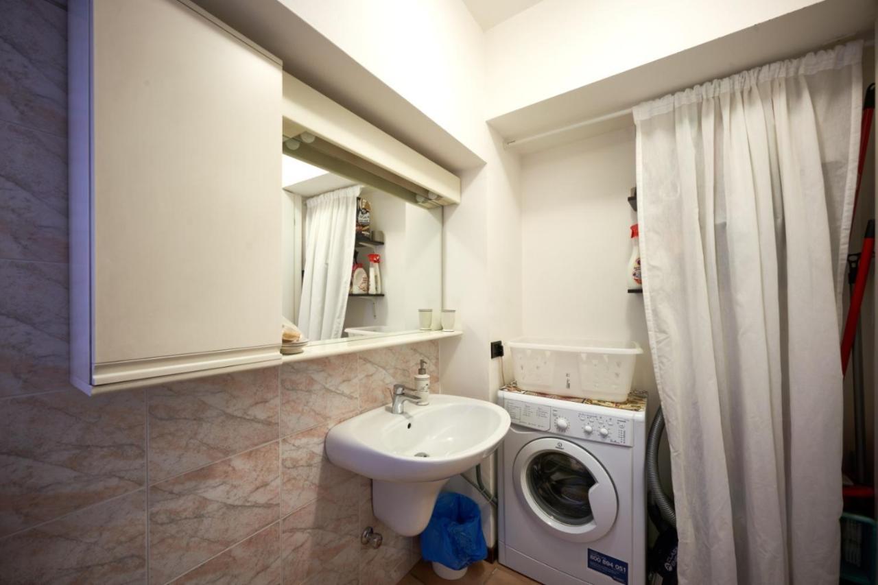 Apartmán Porto Valentino 2 Sirmione Exteriér fotografie